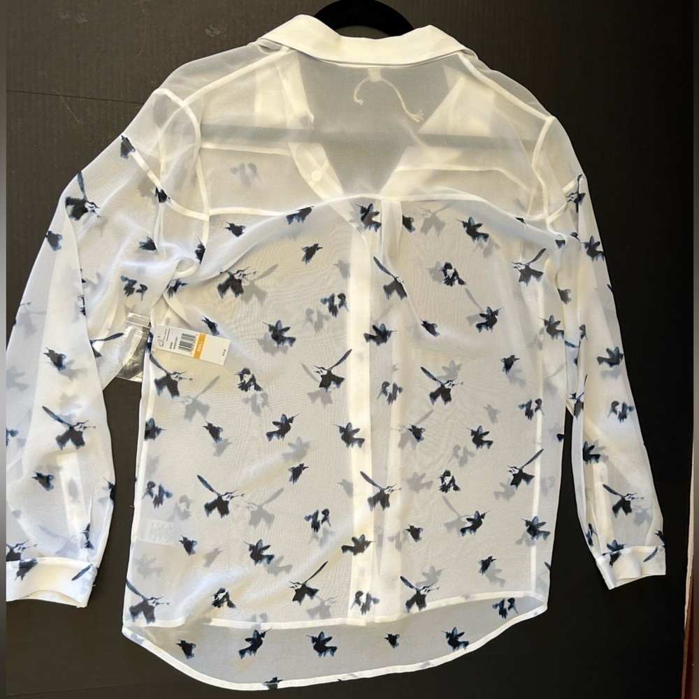 Two by Vince Camuto sheer long sleeve bird‎ print button down shirt. Sz-S NWT Z5 - Picture 8 of 11